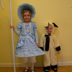 Little Bo Peep and Her Little Sheep